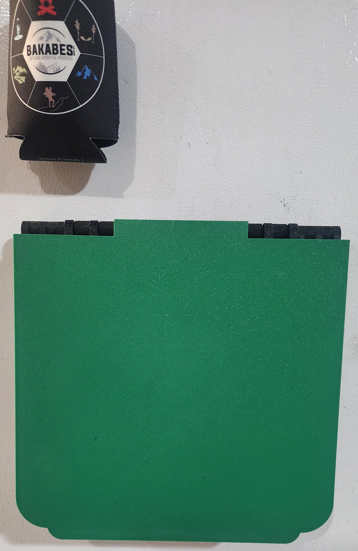 Bakabes' BuddyBin Magnetic - Framed Waste Can – Outdoor Magnetic Trash Can for Camping, Grilling & Sports Fields